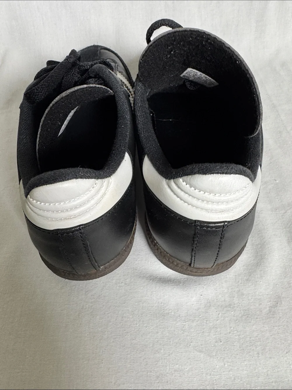 Adidas Samba Men’s Black Classic Indoor Soccer Sneakers Sz 6 1/2